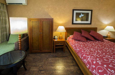 The Continental Hotel - Tourism Hervey Bay 17