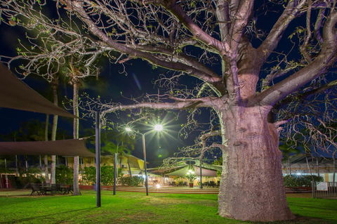 The Continental Hotel - Tourism Hervey Bay 12