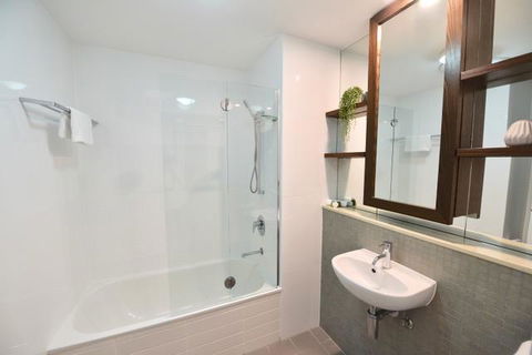 East On Byron - Hervey Bay Accommodation 32