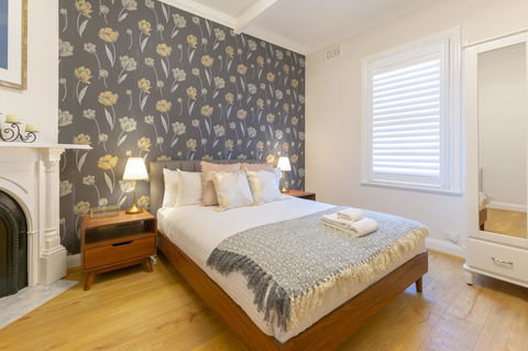 Heritage Townhouse Near Harbour Bridge - Hervey Bay Accommodation 36
