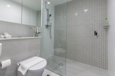 Inner City Stylish Apt Walk To Green Square - Tourism Hervey Bay 14