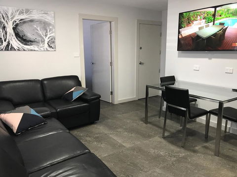 Jesmond Executive Villas - Hervey Bay Accommodation 9