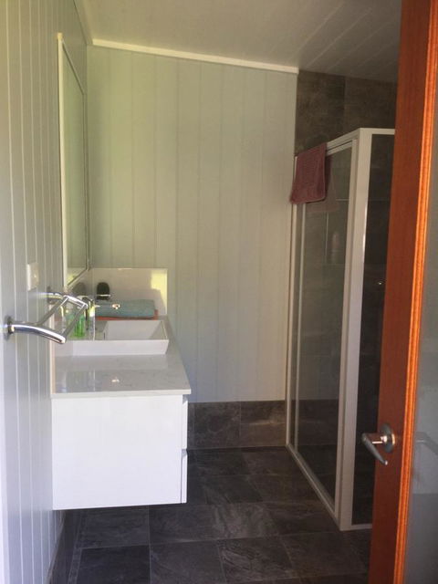 Jetz Bungalow - Hervey Bay Accommodation 3