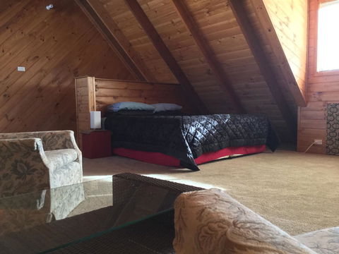 Jetz Bungalow - Hervey Bay Accommodation 11