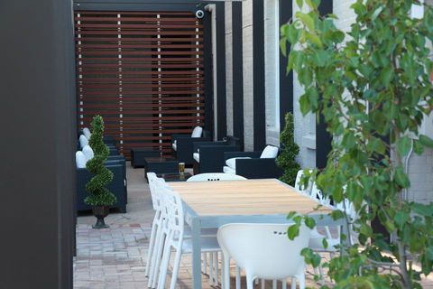 Crossroads Hotel - Hervey Bay Accommodation 28