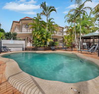 Cossies by the Sea - Tourism Hervey Bay