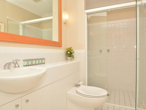 Villa Executive 2br Cypress DS Located Within Cypress Lakes Resort - Hervey Bay Accommodation 11