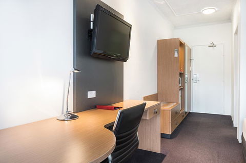 Metro Hotel Miranda - Hervey Bay Accommodation 11