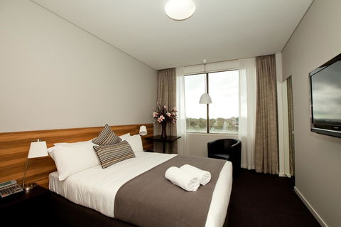 Metro Hotel Miranda - Hervey Bay Accommodation 13
