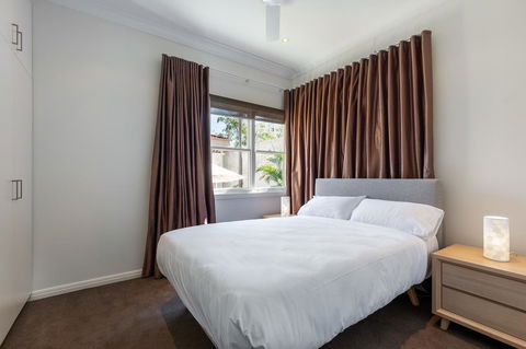 Kensington Self-Contained Modern House (89BROM) - Tourism Hervey Bay 20