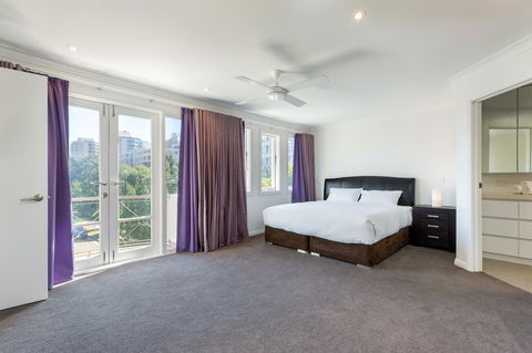 Kensington Self-Contained Modern House (89BROM) - Tourism Hervey Bay 1