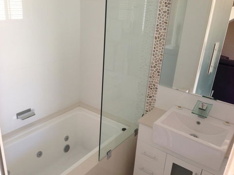 Byron Central Apartments - Tourism Hervey Bay 27
