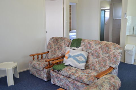 Sundial Holiday Units - Tourism Hervey Bay 40