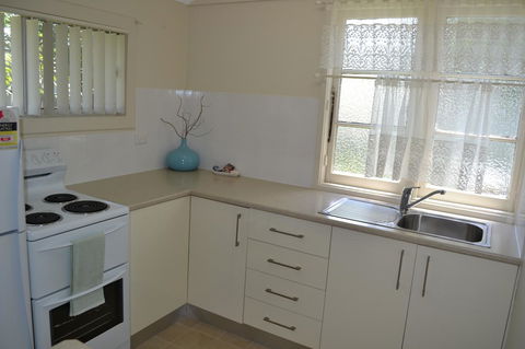 Sundial Holiday Units - Tourism Hervey Bay 18