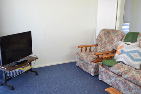 Sundial Holiday Units - Tourism Hervey Bay 41
