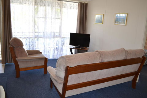 Sundial Holiday Units - Tourism Hervey Bay 16