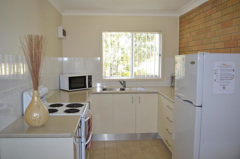 Sundial Holiday Units - Tourism Hervey Bay 20