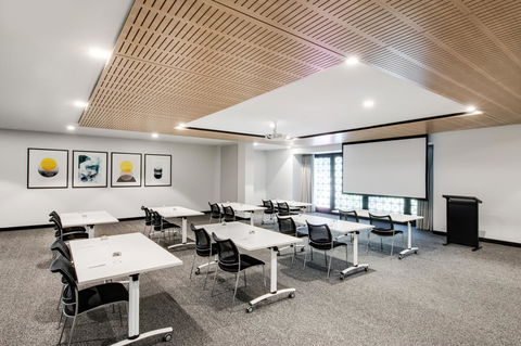 Vibe Hotel North Sydney - Hervey Bay Accommodation 17