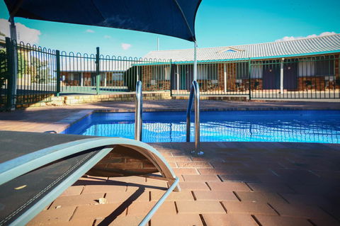 Almond Inn - Tourism Hervey Bay 25