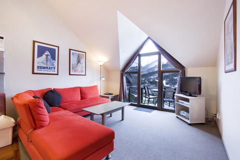 Lantern 1 Bedroom Balcony With Panoramic View - Hervey Bay Accommodation 43