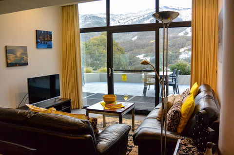 Lantern 1 Bedroom Balcony With Panoramic View - Hervey Bay Accommodation 1