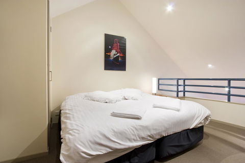 Lantern 1 Bedroom Balcony With Panoramic View - Hervey Bay Accommodation 34