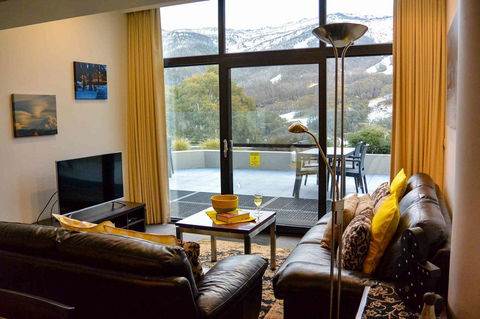 Lantern 1 Bedroom Balcony With Panoramic View - Hervey Bay Accommodation 5