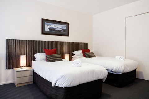 Lantern 1 Bedroom Balcony With Panoramic View - Hervey Bay Accommodation 16