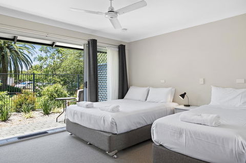 The Park Hotel Motel, Suffolk Park - Tourism Hervey Bay 7