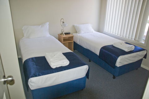 Colonial Court Villas - Hervey Bay Accommodation 33