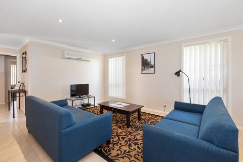 Colonial Court Villas - Hervey Bay Accommodation 26
