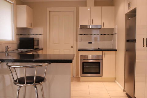 Colonial Court Villas - Hervey Bay Accommodation 27