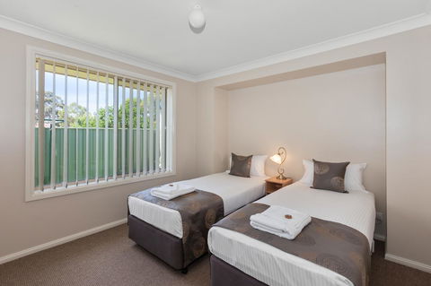 Colonial Court Villas - Hervey Bay Accommodation 37