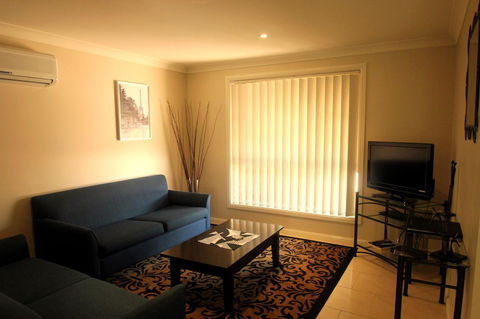 Colonial Court Villas - Hervey Bay Accommodation 31