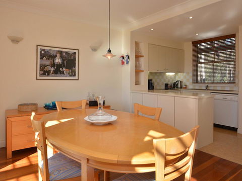 Villa 2br Prosecco Villa Located Within Cypress Lakes Resort - Tourism Hervey Bay 7