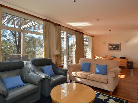 Villa 2br Prosecco Villa Located Within Cypress Lakes Resort - Tourism Hervey Bay 3
