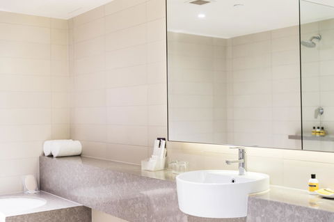 Hyatt Regency Sydney - Hervey Bay Accommodation 3