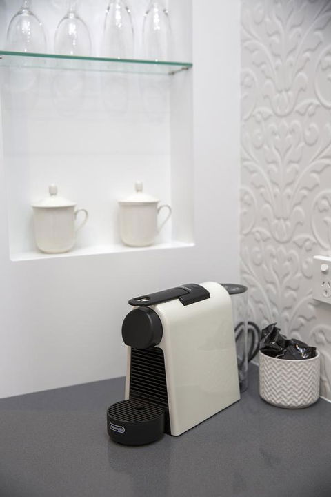 CH Boutique Hotel & Apartments, Ascend Hotel Collection - Hervey Bay Accommodation 9