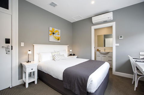 CH Boutique Hotel & Apartments, Ascend Hotel Collection - Hervey Bay Accommodation 25