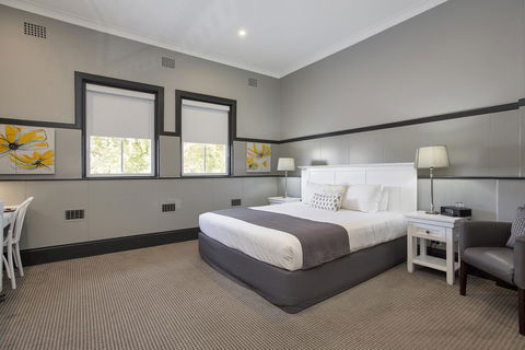 CH Boutique Hotel & Apartments, Ascend Hotel Collection - Hervey Bay Accommodation 23