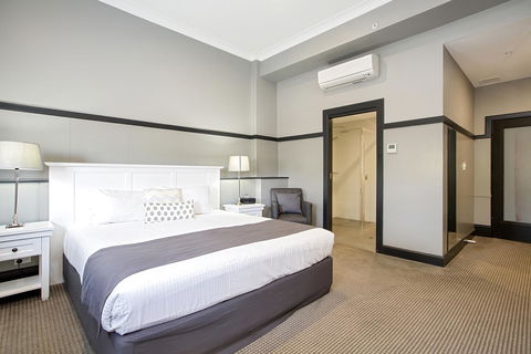 CH Boutique Hotel & Apartments, Ascend Hotel Collection - Hervey Bay Accommodation 22