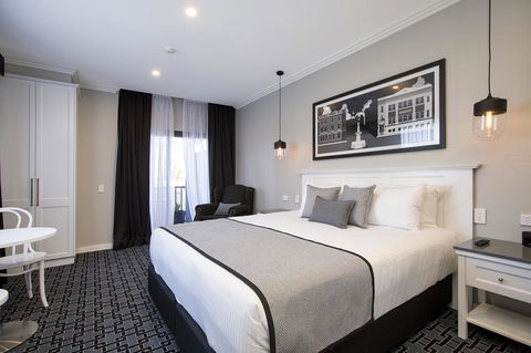 CH Boutique Hotel & Apartments, Ascend Hotel Collection - Hervey Bay Accommodation 2