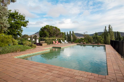 Stay In Mudgee The Grove, The Church, And Premium Private Homestead - Hervey Bay Accommodation 25