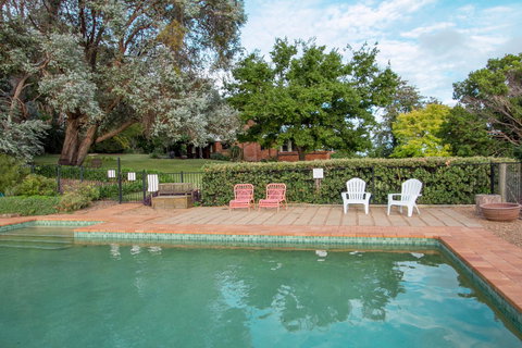 Stay In Mudgee The Grove, The Church, And Premium Private Homestead - Hervey Bay Accommodation 24