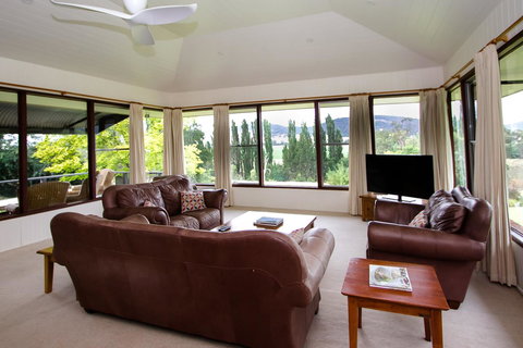Stay In Mudgee The Grove, The Church, And Premium Private Homestead - Hervey Bay Accommodation 0