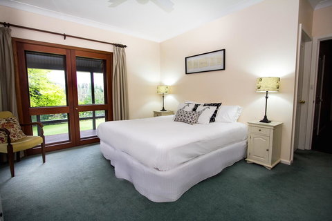 Stay In Mudgee The Grove, The Church, And Premium Private Homestead - Hervey Bay Accommodation 15