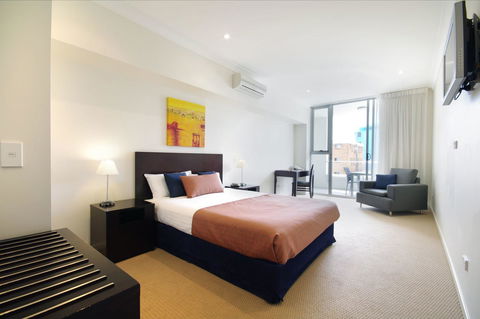 Macquarie Waters Boutique Apartment Hotel - Tourism Hervey Bay 27