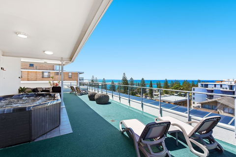 Macquarie Waters Boutique Apartment Hotel - Tourism Hervey Bay 2