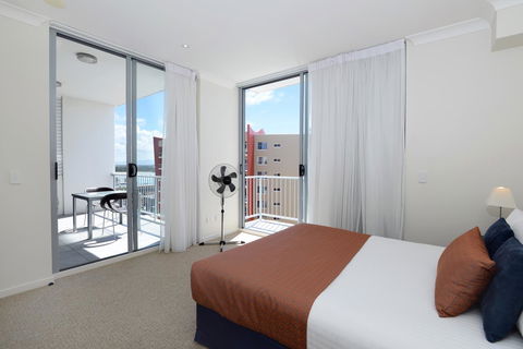 Macquarie Waters Boutique Apartment Hotel - Tourism Hervey Bay 29