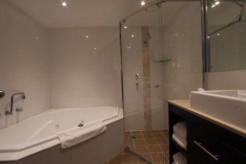 Crowne Plaza Hawkesbury Valley, An IHG Hotel - Hervey Bay Accommodation 10